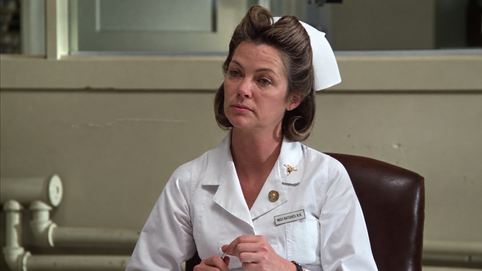 13. Nurse Ratched: uma vilã que quase nunca precisa levantar a voz