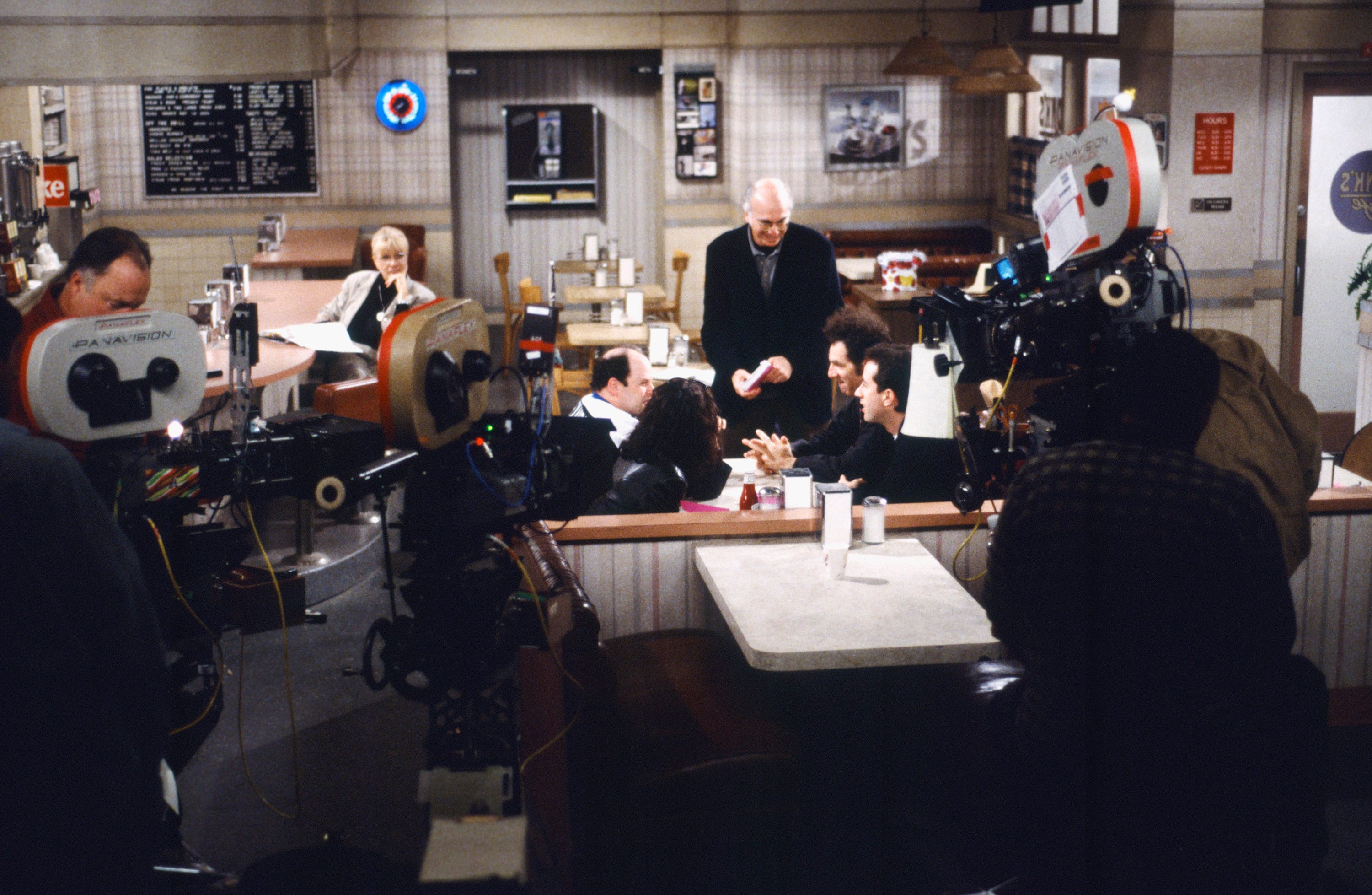 2. Larry David: O Anti-Herói dos Bastidores